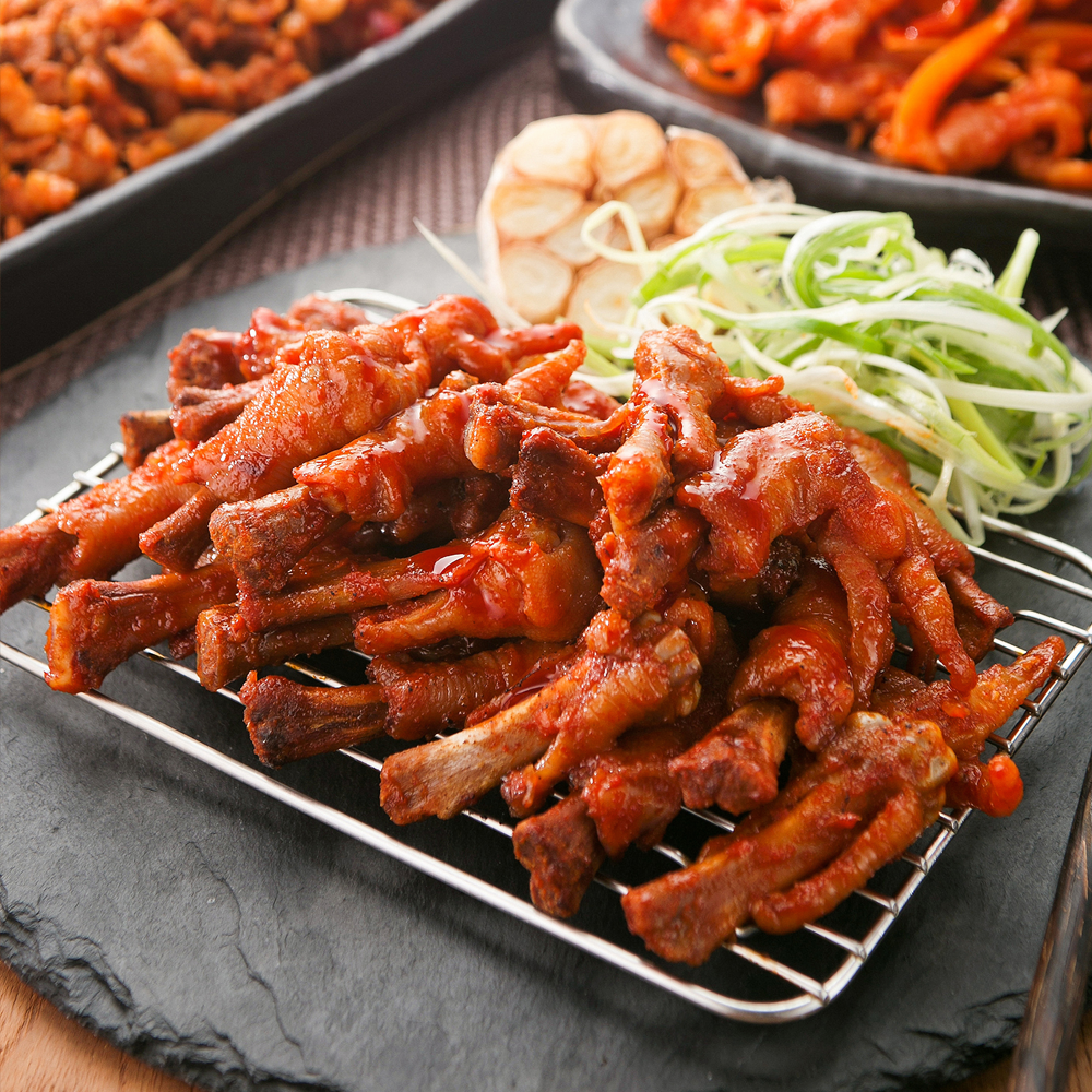 추억소환 연구소 그때 그 닭발(뼈) 300g 술안주 불닭발 숯불닭발 닭발볶음 매운닭발 간편 직화구이 : 미각몰