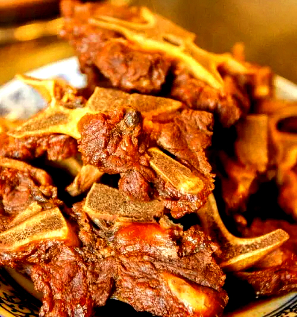 (배터짐) 수입산 소목뼈2kg 소사골 우족 소사태 양지 스지 꼬리 홍두깨 깐양 우설 갈비 : 배터짐