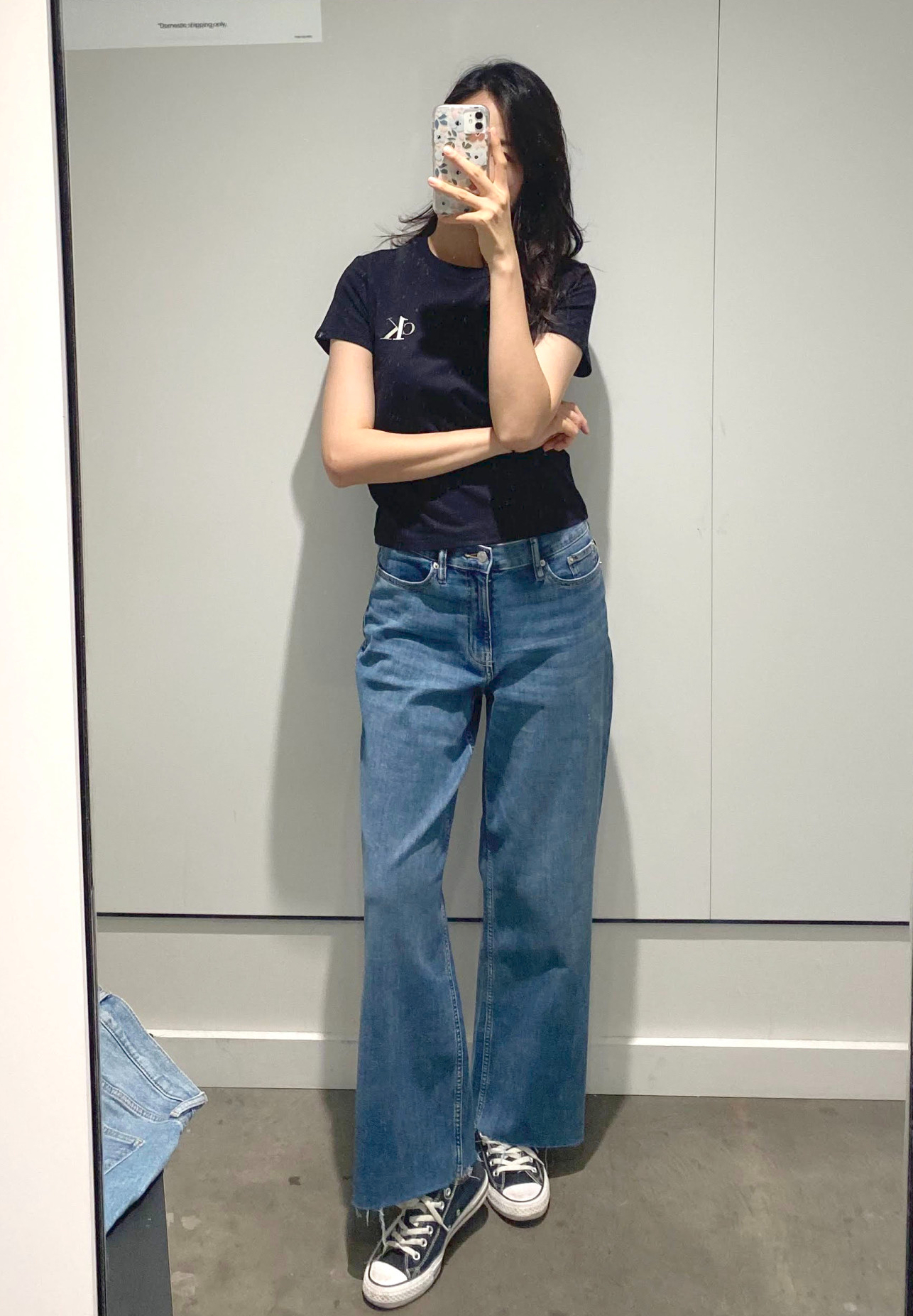 캘빈클라인     진    여성 하이라이즈 밑단 컷팅 와이드 데님 팬츠 : 아울렛굿즈