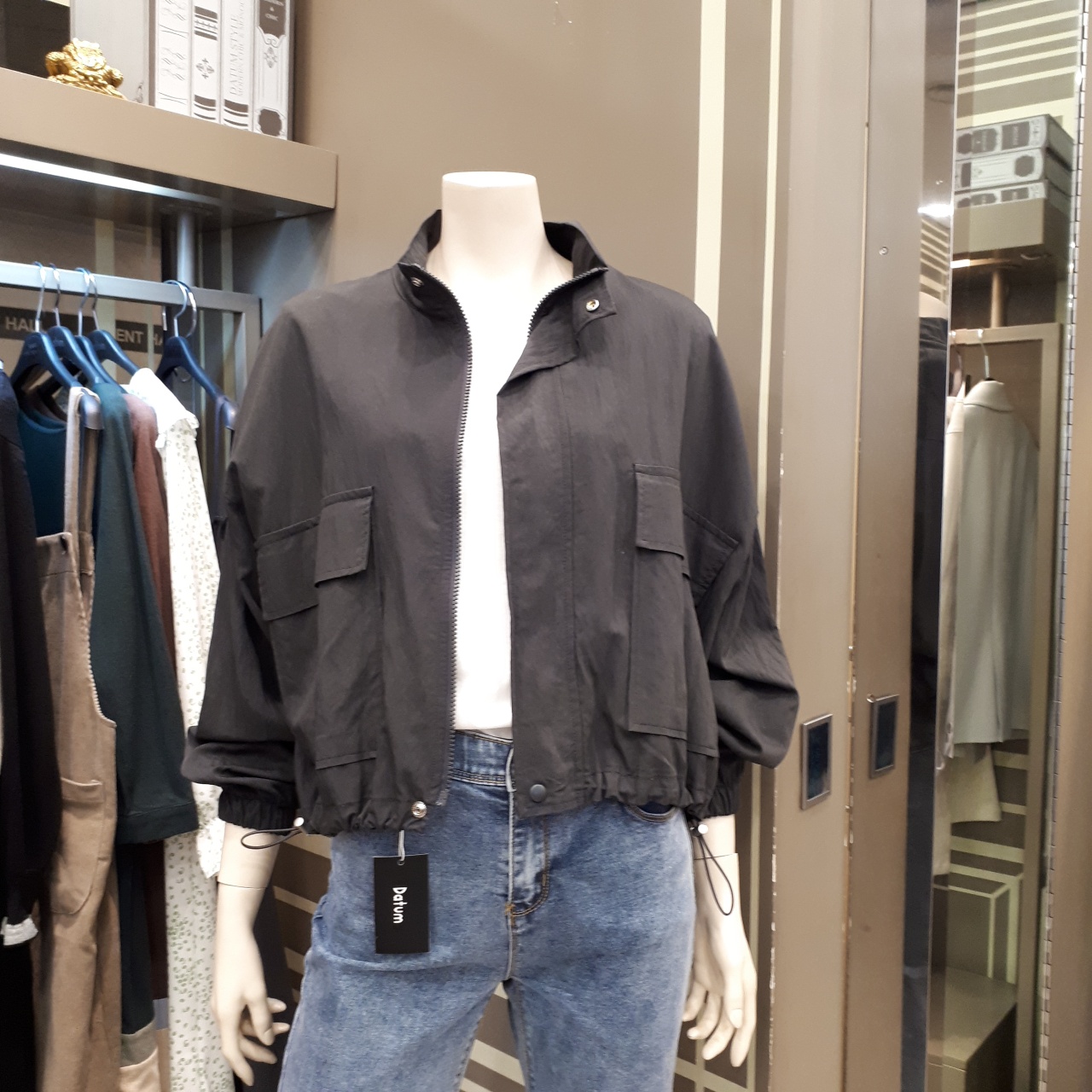데이텀 밑단 스트링 집업점퍼 DAJP21530 : NC엑스코점 데이텀