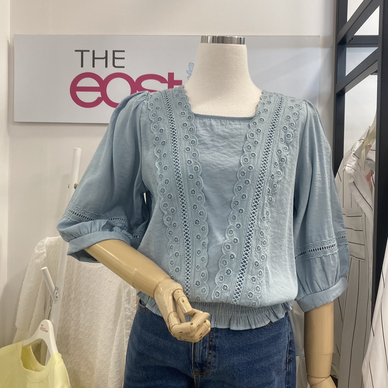 더이스트샵 레이스7부 블라우스 EV5CBL807 : NC경산점