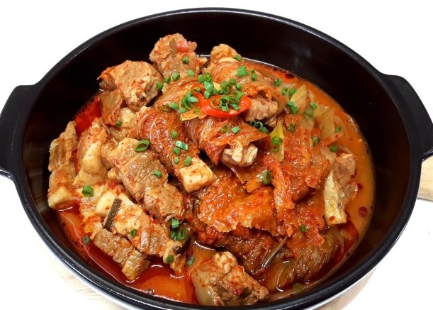 불난돼지 김치찜 (1인용) : 불난돼지