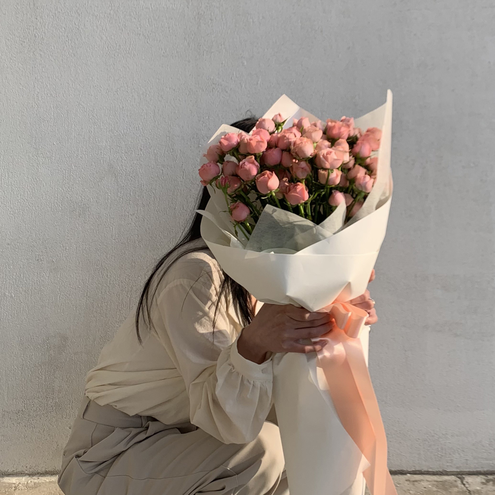 생화 프로포즈꽃다발 자나 장미 100송이 50송이 대형 꽃다발 꽃배달 : 플라워라 근조화환 축하화환