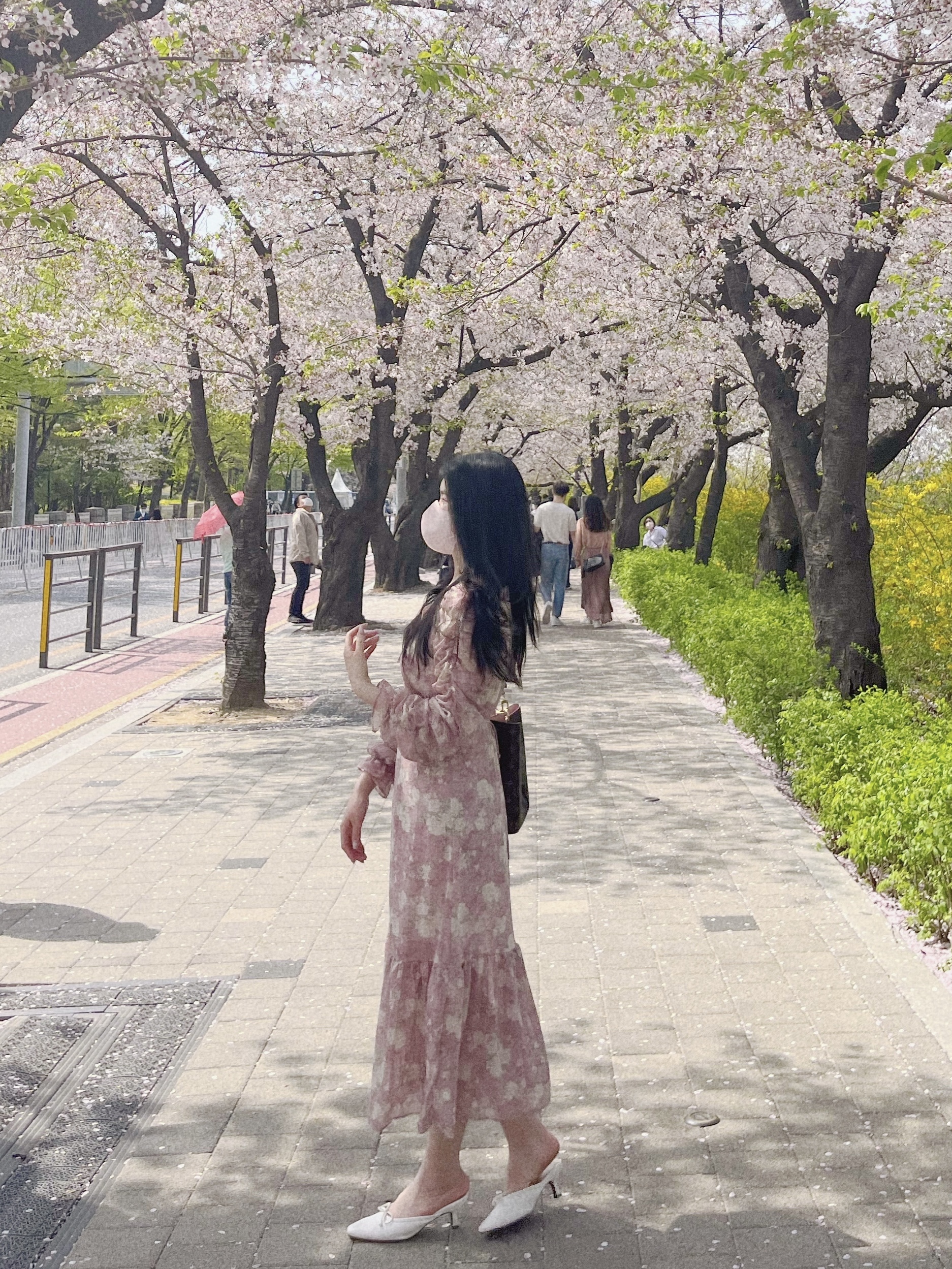 벚꽃 가든 쉬폰 롱 플라워 원피스 : 비자스민
