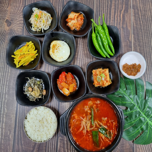 골목 맛집 식당이 우리집으로 백반가 육개장 1kg(2~3인분) : 백반가