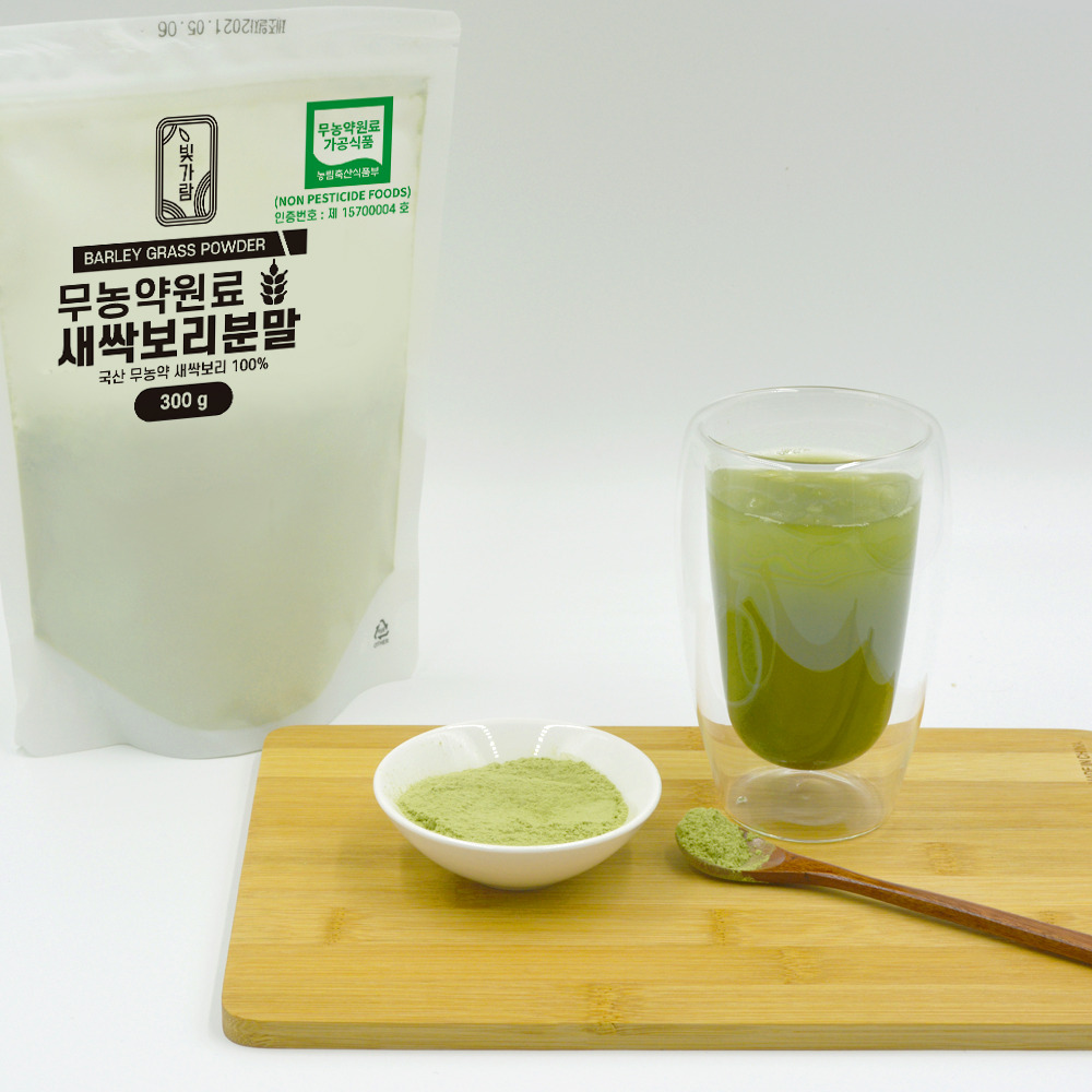 빛가람 쇳가루 대장균 없는 국내산 무농약원료 새싹보리분말 300g 노지재배 : happystore70