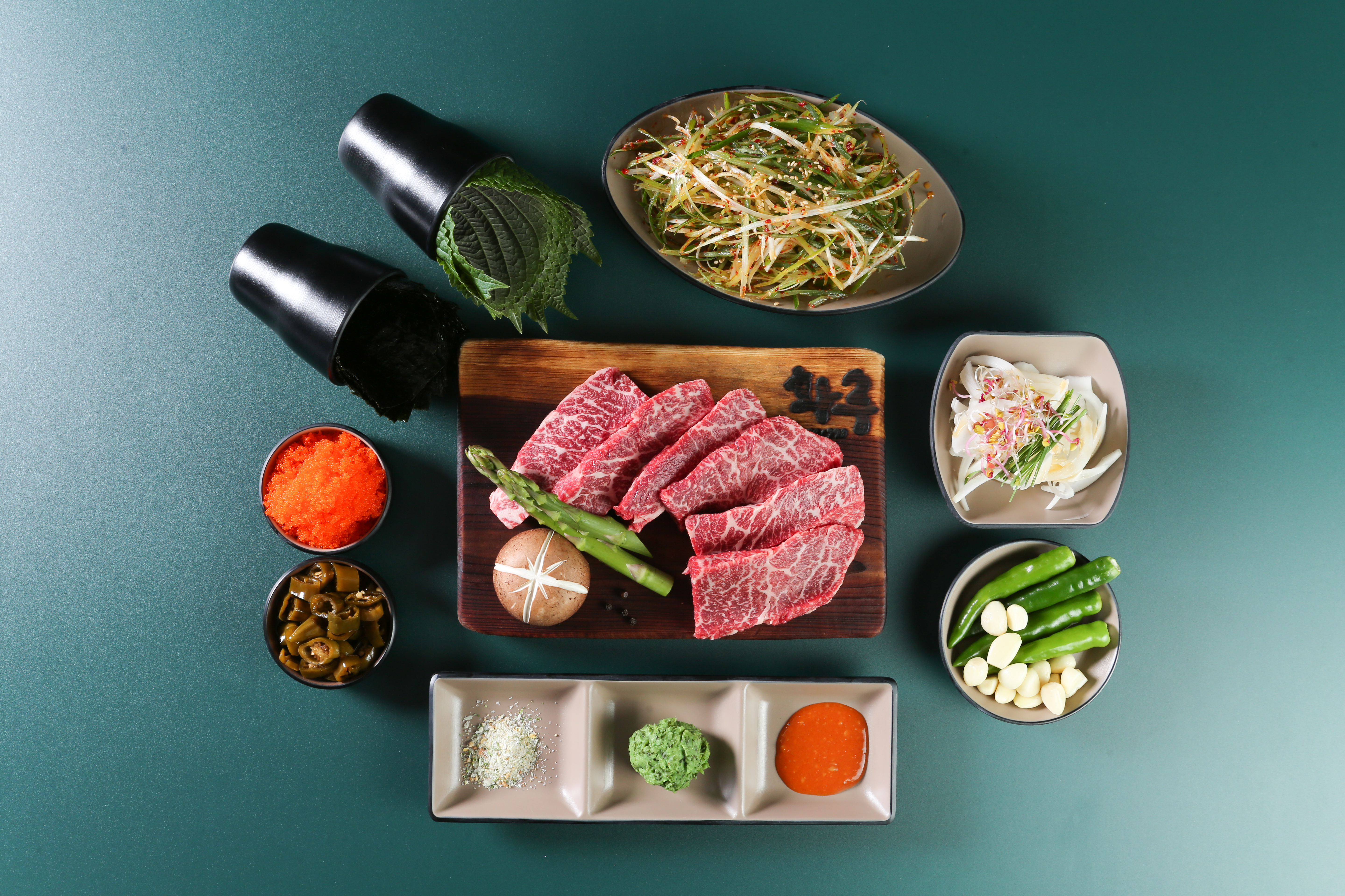 화룽 프리미엄 와규 MB9고마블 꽃살 꽃갈비 진갈비살 200g 캠핑 바베큐 홈파티 호주산 : 화룽