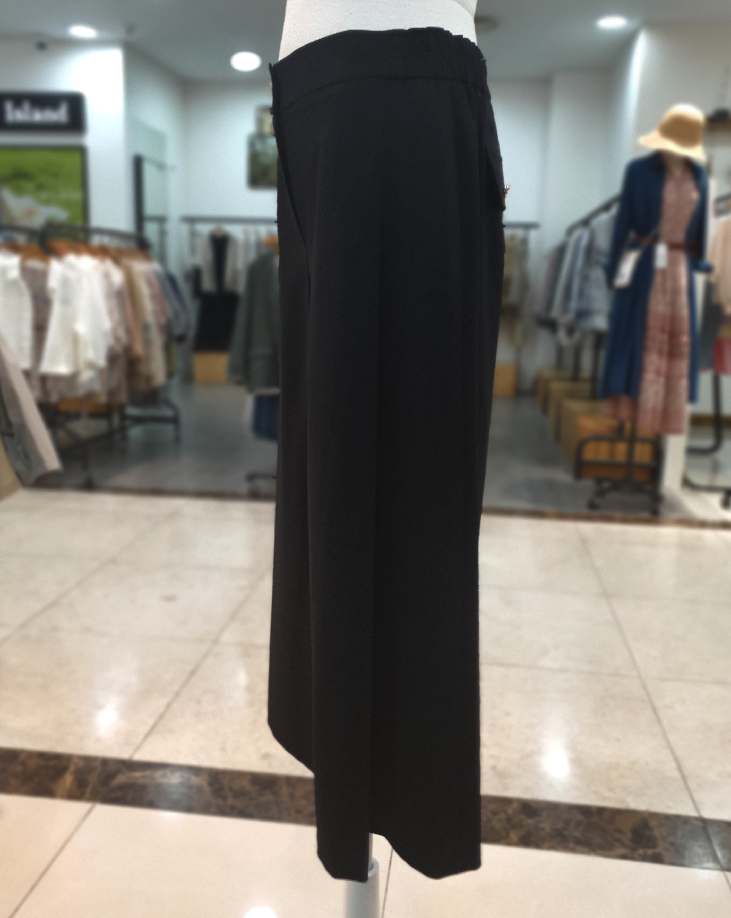 {발렌시아}밴딩 핀턱 와이드팬츠(226MP57) : 발렌시아 모다 대구점