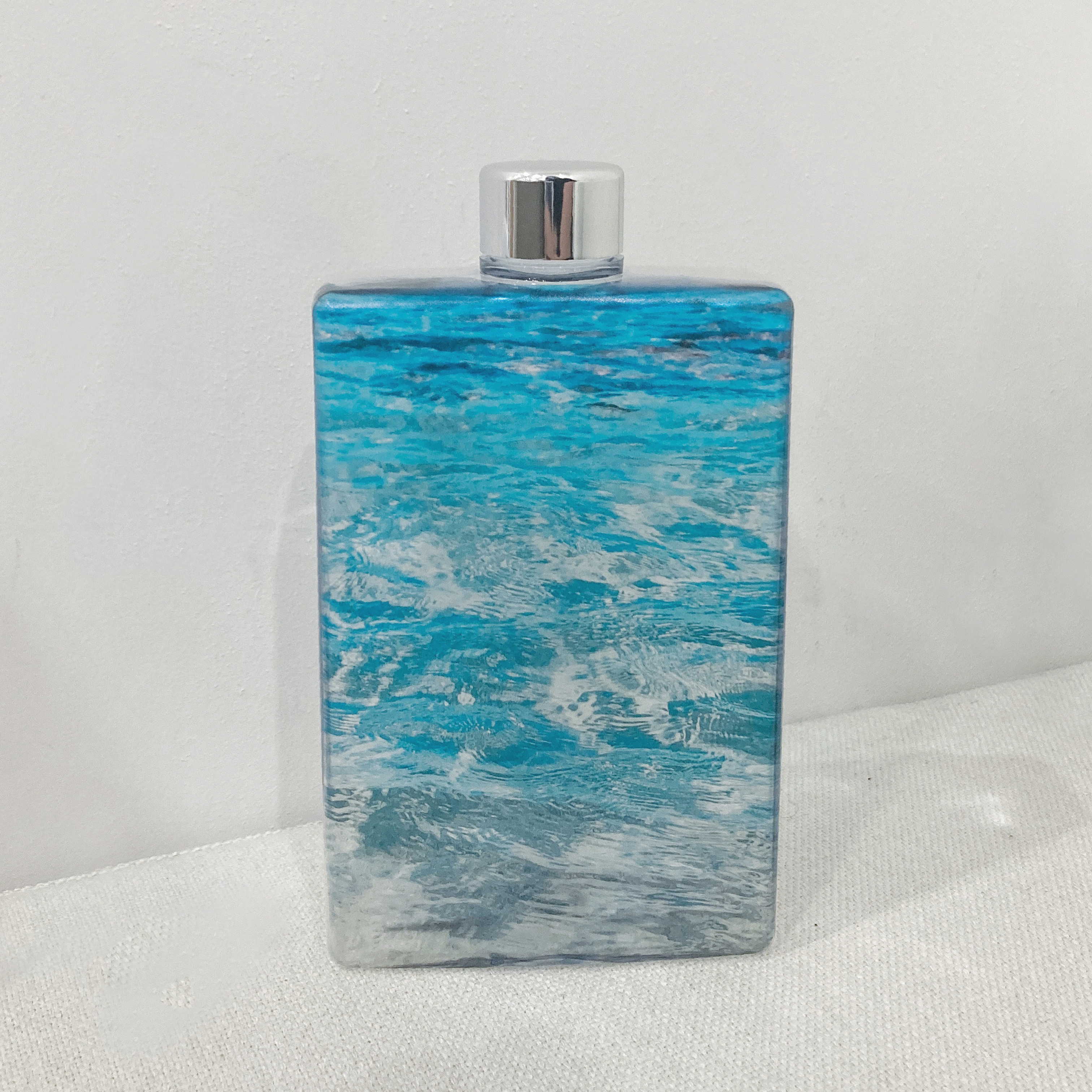 [온세 스튜디오] 바다 텀블러 시즌2 유럽 포르멘테라 스퀘어 보틀 네모 500ml 워터북 : 온세 스튜디오