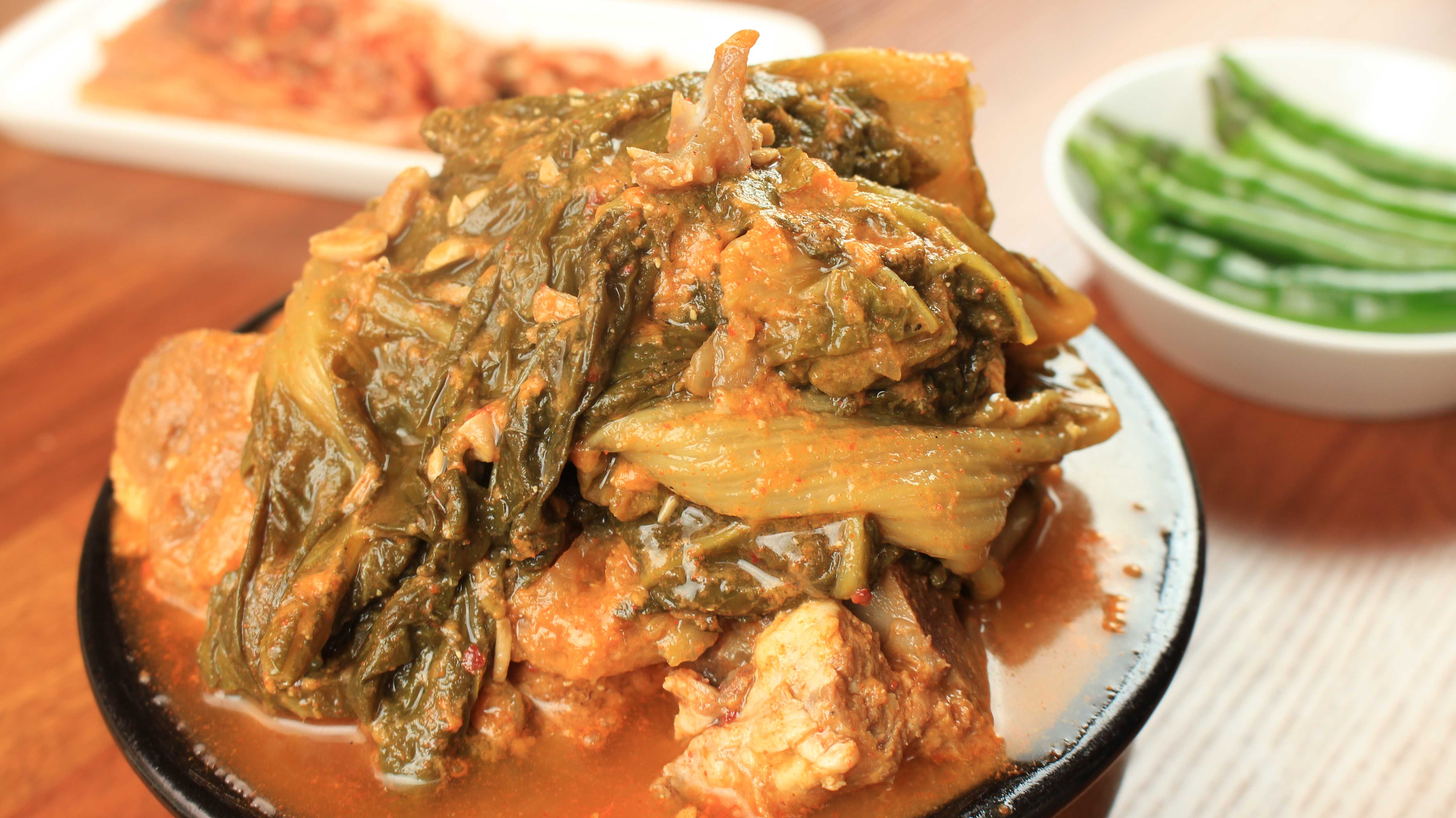 바르다집밥 감자탕 뼈해장국 1.5kg 국내산 우거지 뼈다귀 해장국 다둥이네 : 수제정성곰탕