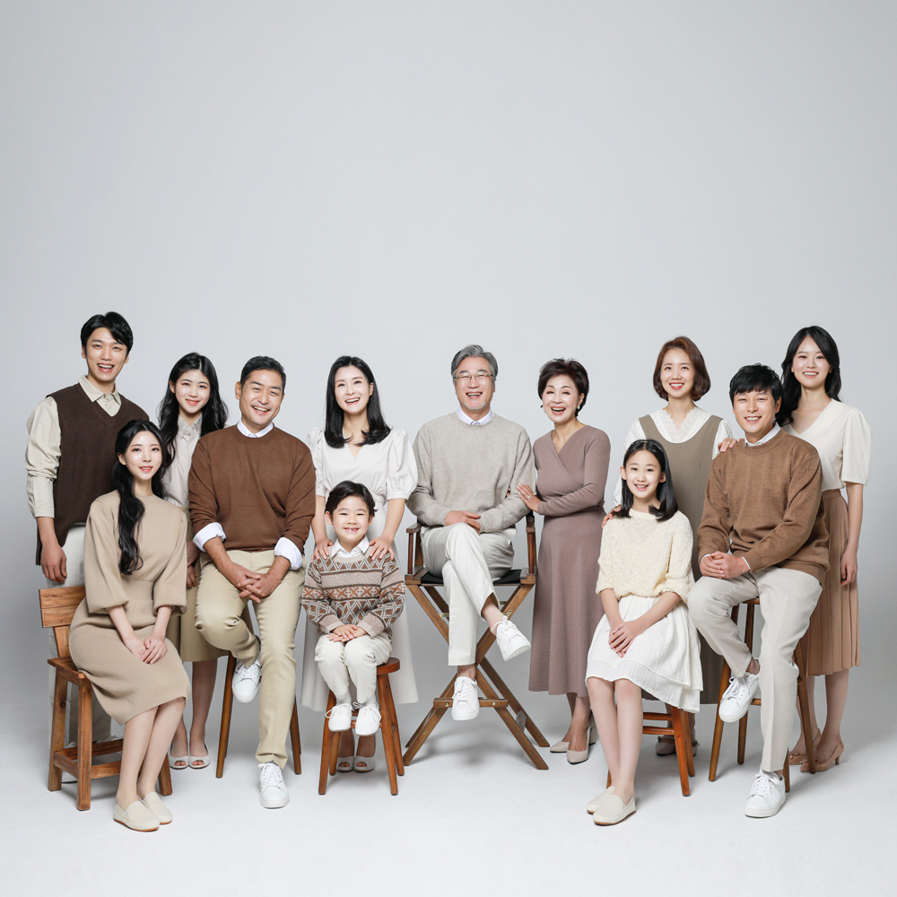 용인시 대가족사진 전문스튜디오 : 포시즌패밀리 수원점