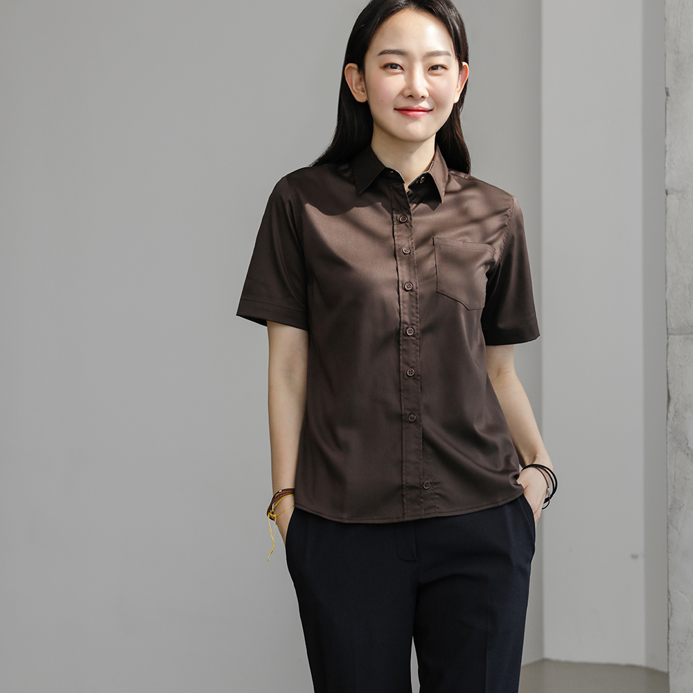 더 꼬모 the como 카페 바리스타 레스토랑 주방 서빙 셔츠 카페유니폼 여성 클래식 반팔 셔츠 브라운 : 꼬모루나
