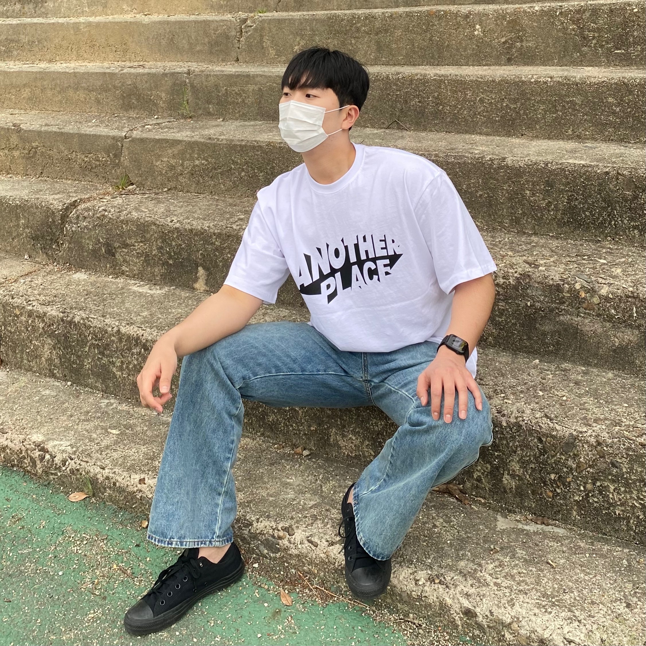 어나더플레이스 반팔T : 여운:yeowun