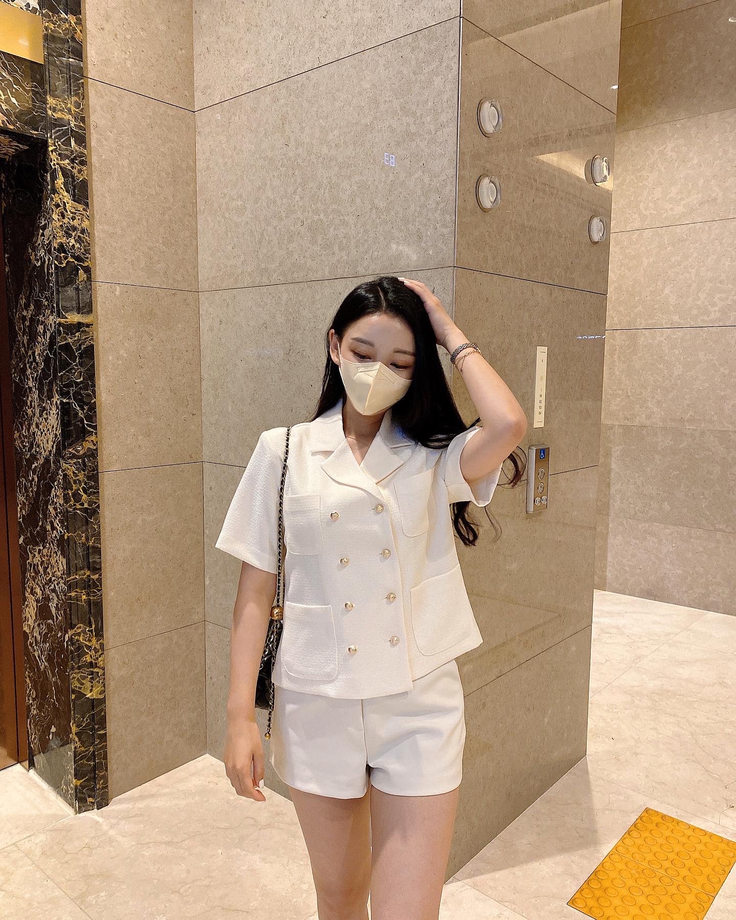 [제인비] 금장 카라 더블 자켓 2colors / 매장반응 최고! : J.inb 제인비