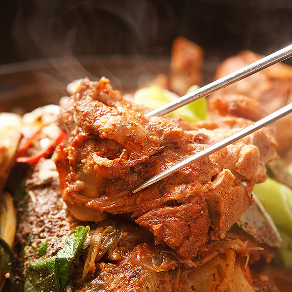 더담 감자탕 700g 밀키트 냉동 냉장 안전한먹거리 간편조리식품 반찬 찌개 캠핑 : 원피스 스토어