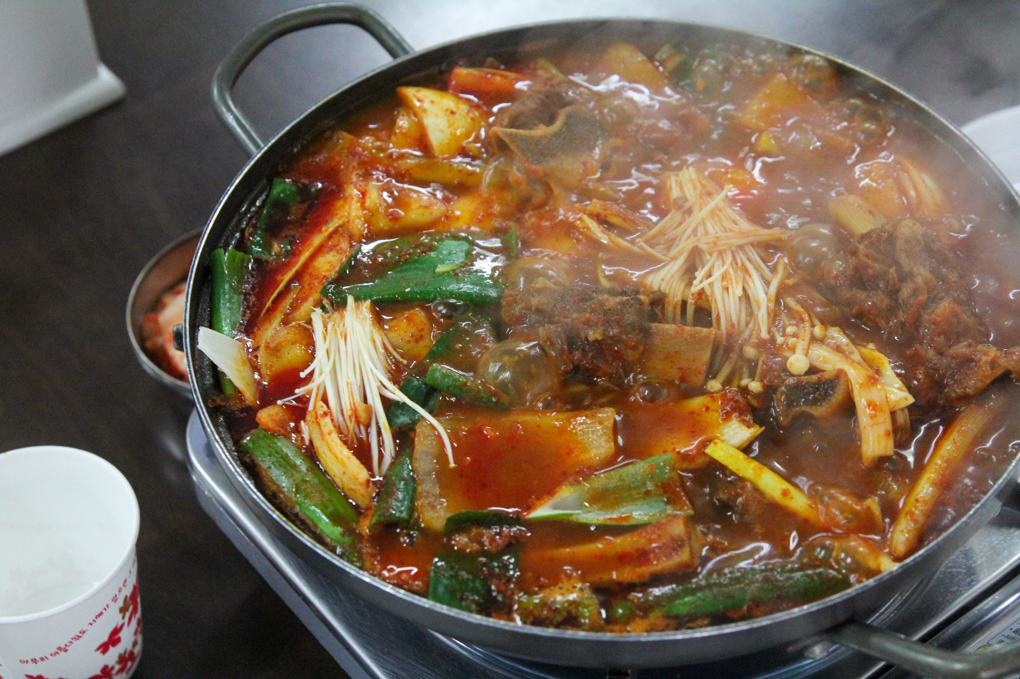 원조태평소국밥 매운 소갈비찜 1.1kg : 원조태평소국밥