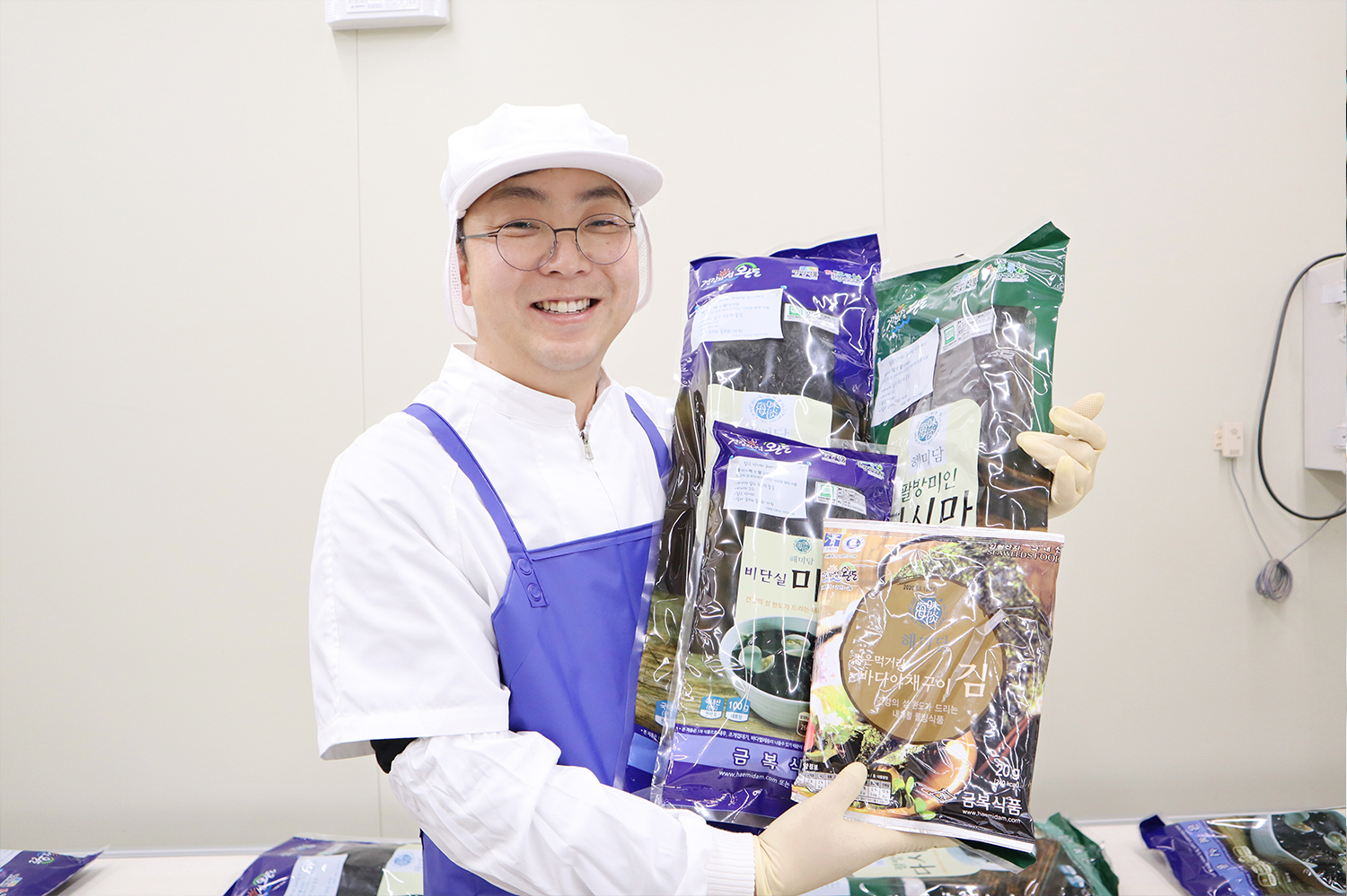 해미담 맥반석 완도 다시마 300g 2봉입 진한육수 자연산 상처없는 최상급 건다시마 : 맑은 먹거리 금복식품