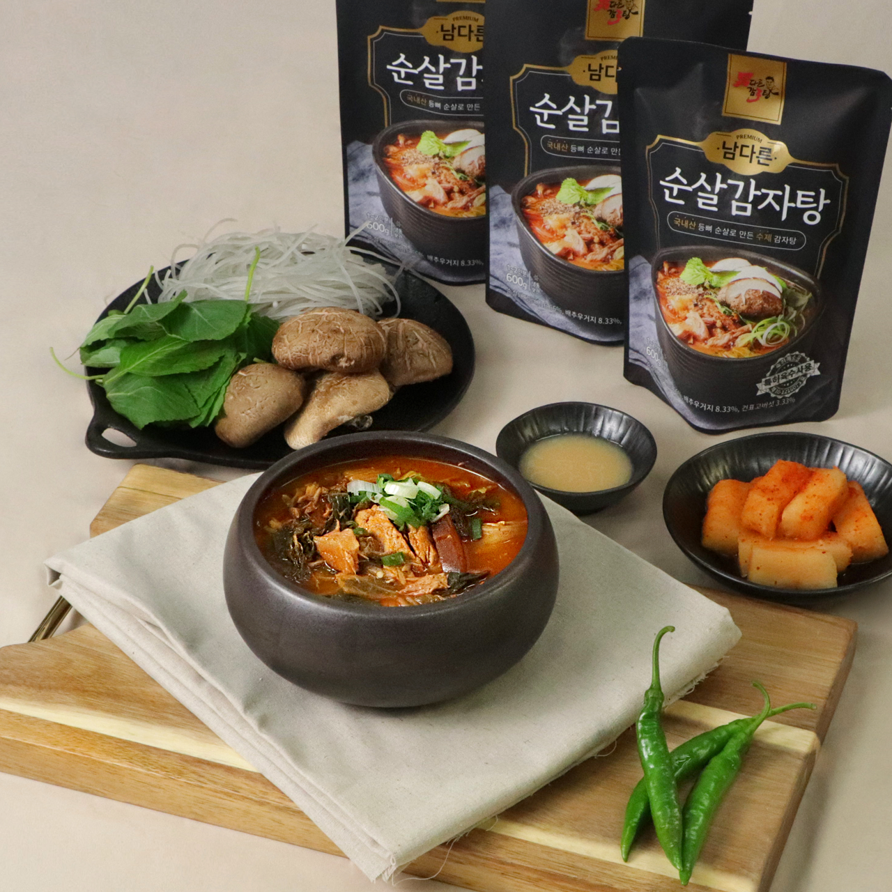 [남다른순살감자탕 600g] 국내산 프리미엄 등뼈 정성가득 수제 뼈없는감자탕 넉넉한1인분 : 남다른집쿡
