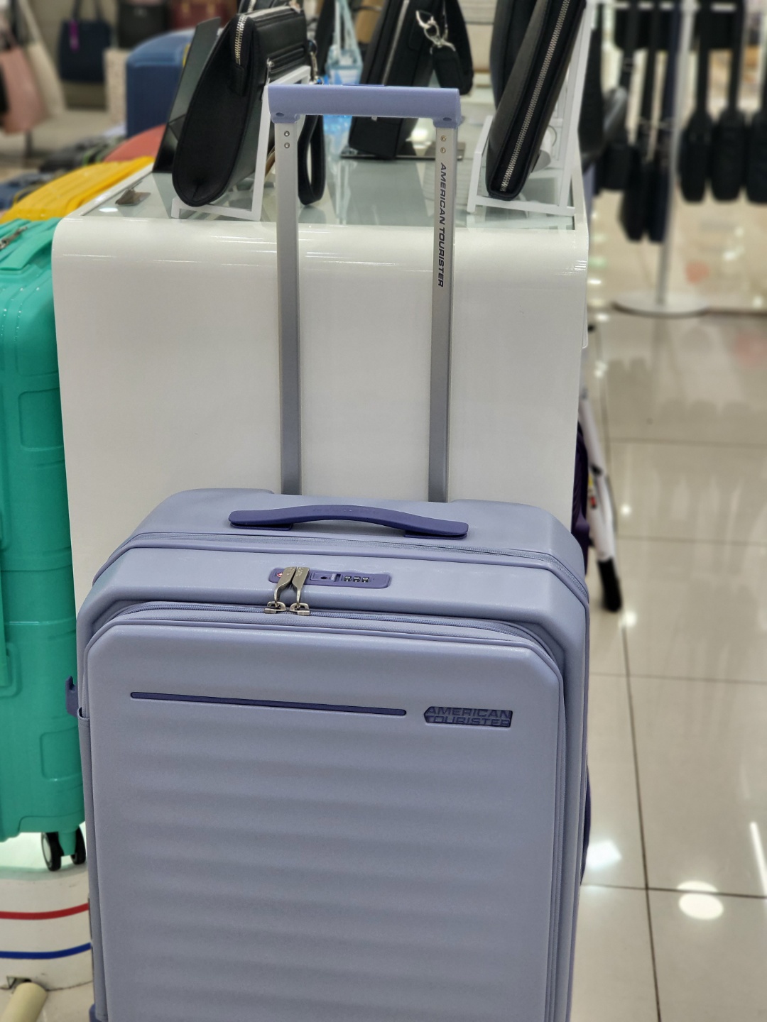 아메리칸 투어리스터  FRONTEC 캐리어 68/25 LILAC HJ392008 : 세이브전주아메리칸투어리스터