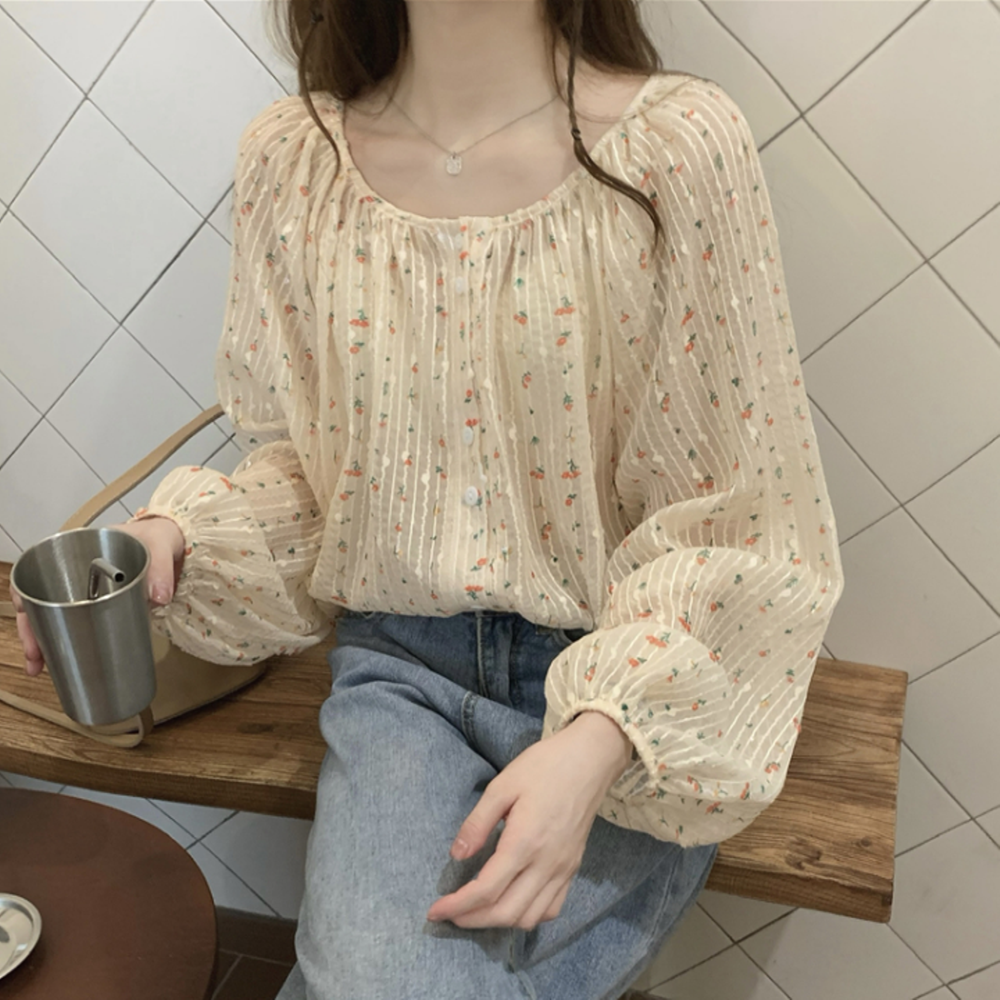 사브리나 러블리 큐트 라운드넥 퍼프 긴팔 스트라이프 플라워 블라우스 : 에이멀
