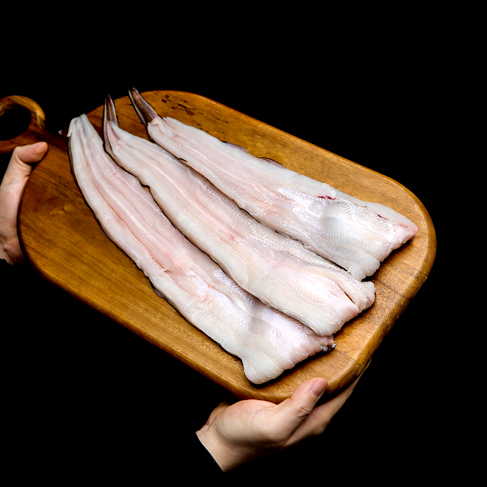 통영 가족선단 소흑산도 바다장어 특대2미 1kg ( 700g내외 / 기본소스 2개) : 해품가