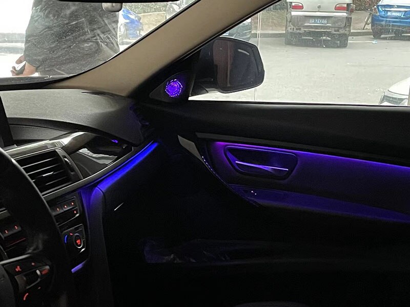 bmw 3 시리즈 f30 f31 gt4 시리즈 2013-2018 f32 f33 f34 f36에 적합 중앙 led 바를 통한 주변 조명 장식 분위기 : 커질상인