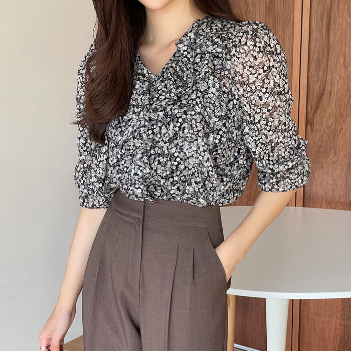 [루이스엔젤] 헤브 플라워 펄 쟈가드 프릴 퍼프 블라우스 : 스타일온미
