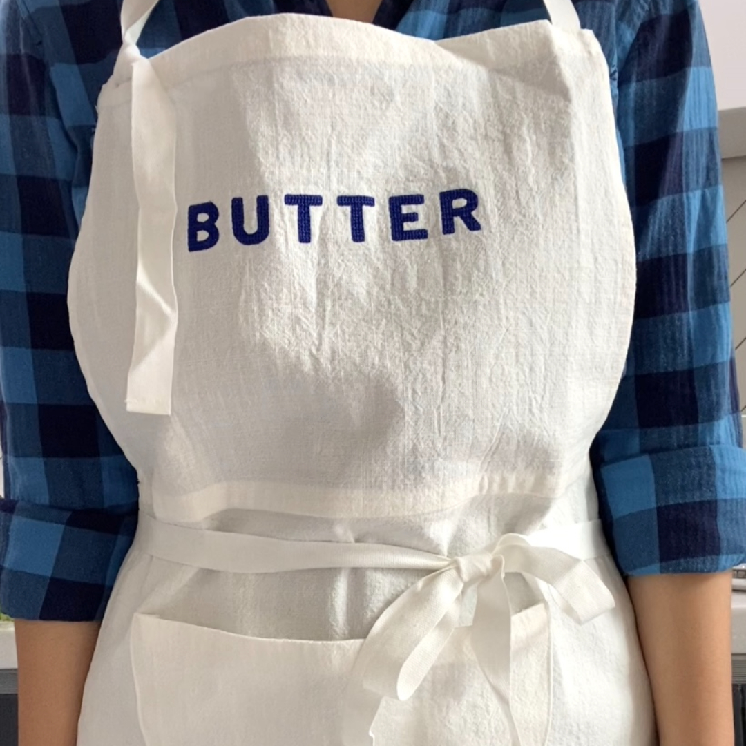 BUTTER 버터 롱 에이프런 베지터블플라워스튜디오 레터링 앞치마 : 니케하우스