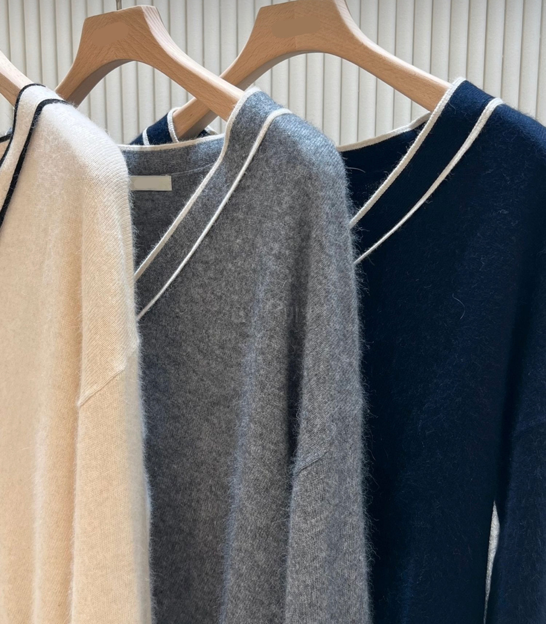 [제인비] 라쿤 배색 가디건 3colors / 고퀄리티 : J.inb 제인비