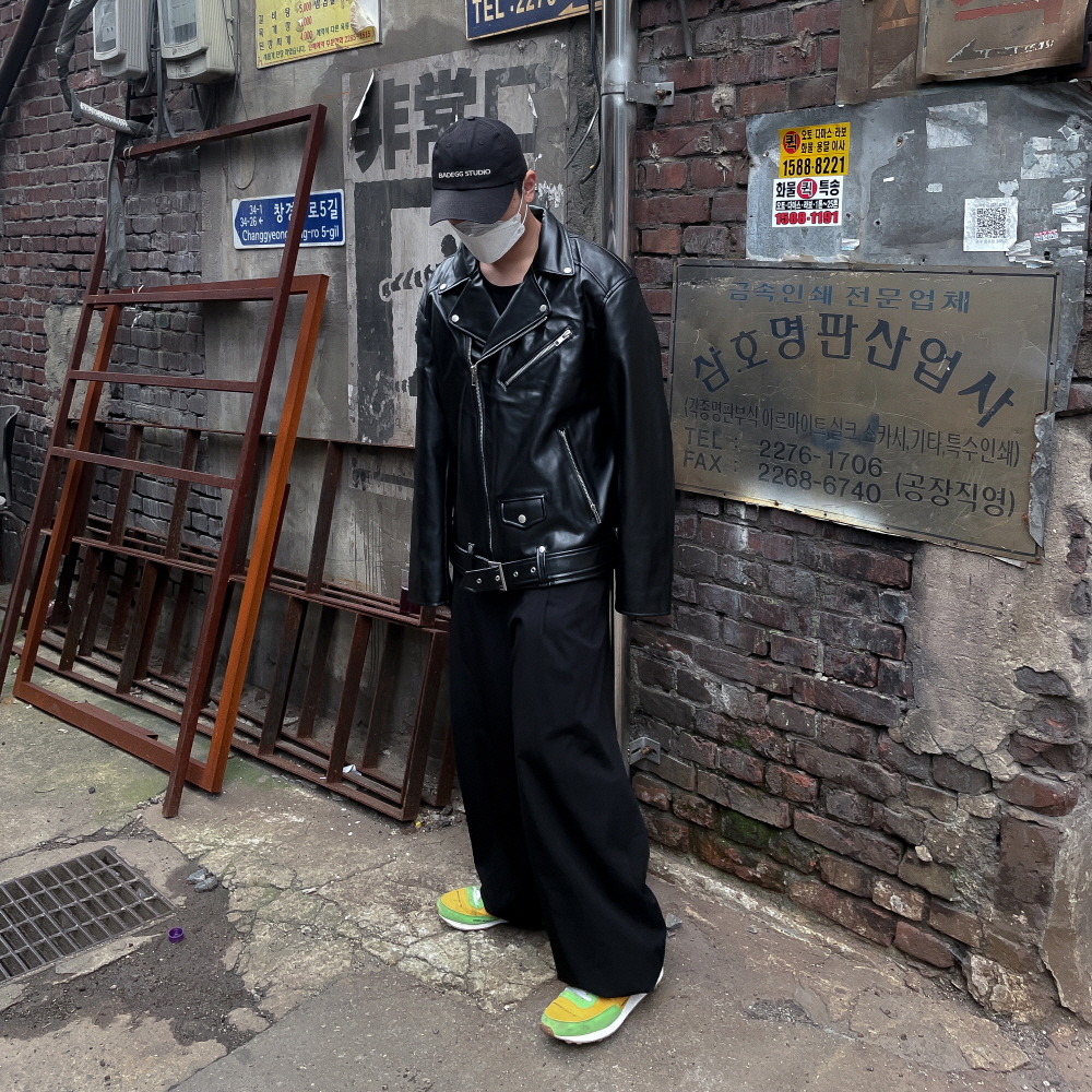 오리지널 맨즈 클래식 루즈핏 라이더자켓 : 배드에그 스튜디오