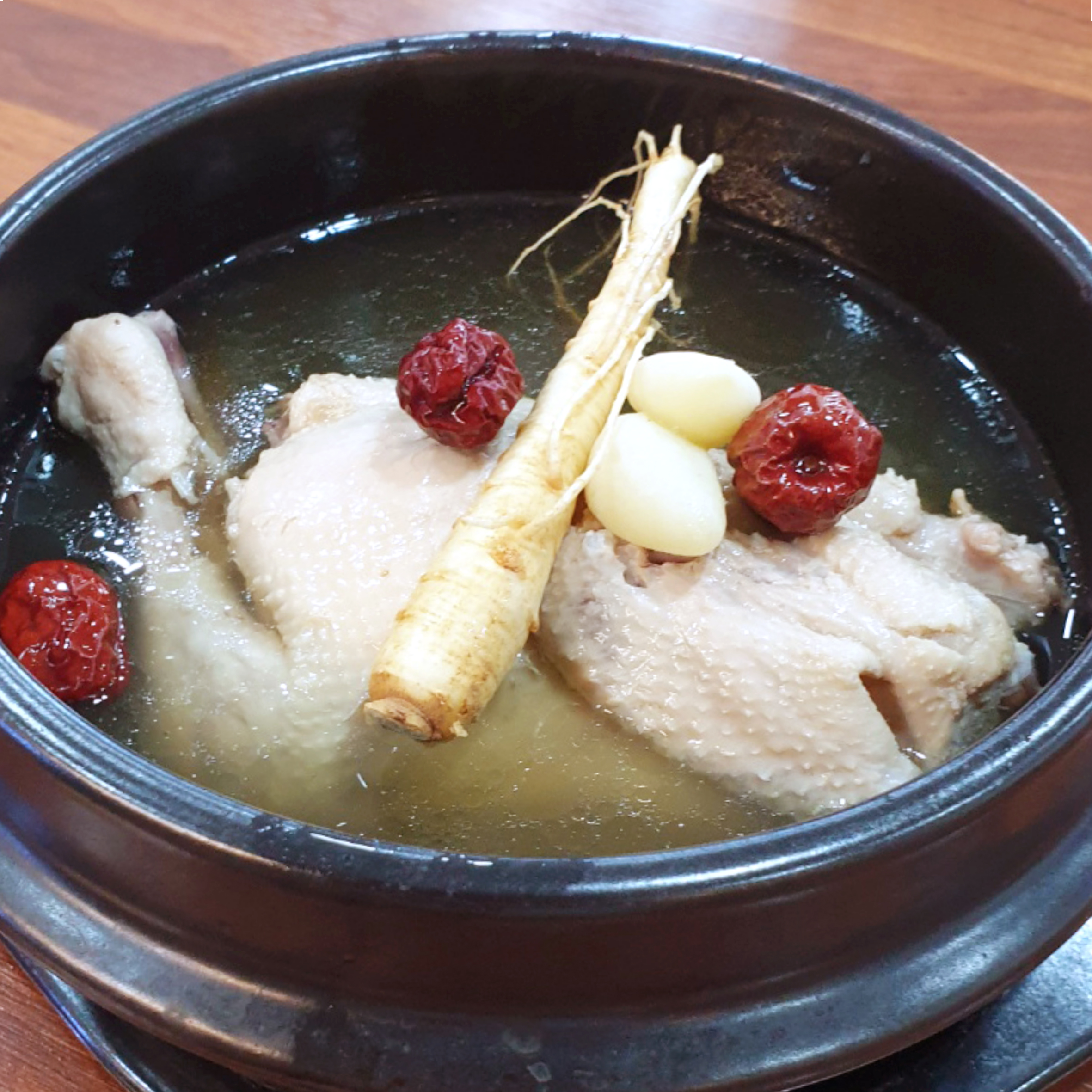 40년전통 즉석 삼계탕 궁중한방백숙 닭한마리 사계절 초복 중복 말복 건강식 : 우리정삼계탕