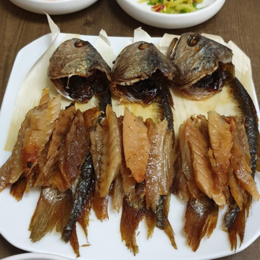 해품상회 영광 법성포 부세 보리굴비 10미 대30cm / 특대32cm : 해품상회