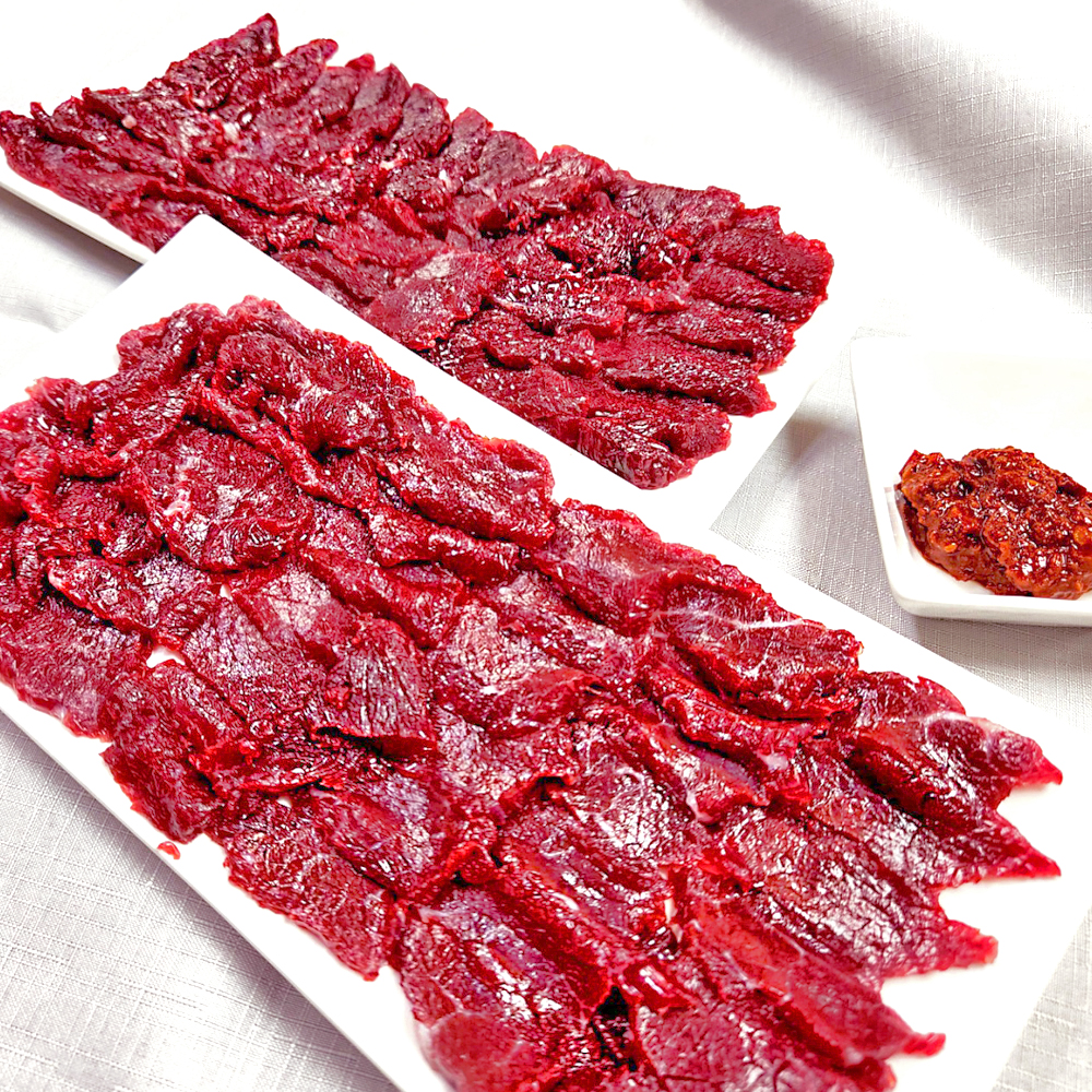 제철음식 당일도축 한우 육사시미 뭉티기 소고기 육회 생고기 캠핑고기 600g : 안젤라 제이 밥상