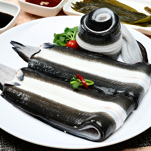 새벽장어 국산 자포니카 풍천 민물장어 1kg 손질 후 700g : 새벽장어
