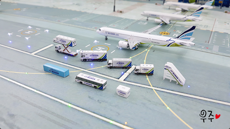 에어부산 GSE 8종 1set : 우주공항