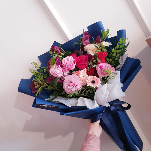 꽃다발 디자인 No.93 : 손끝에서 만발하다