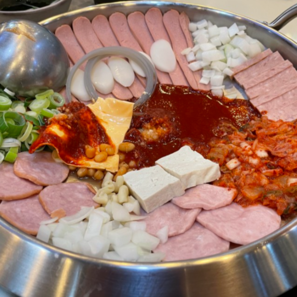 킹콩부대찌개 프리미엄 밀키트 캠핑용 : 솔담몰