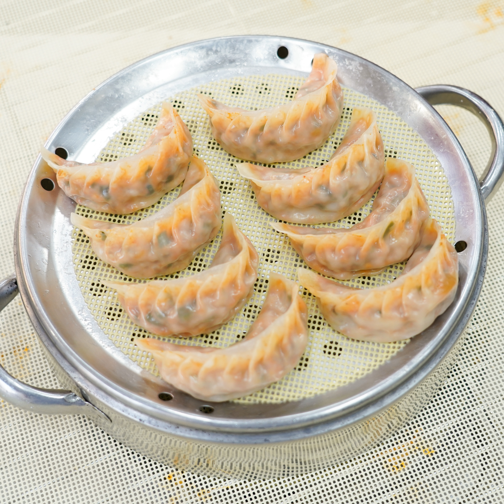 [광탄면 배달] 매콤 아삭 맛 좋은 김치통만두 8개 [광탄 복성손만두] : 동네시장 장보기