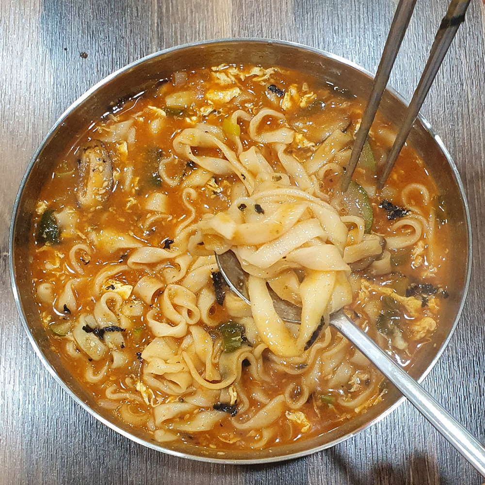 장칼국수 강릉 현지인맛집 순두부 밀키트 샤브샤브 얼큰 2인분 캠핑밀키트 : 강릉장칼국수