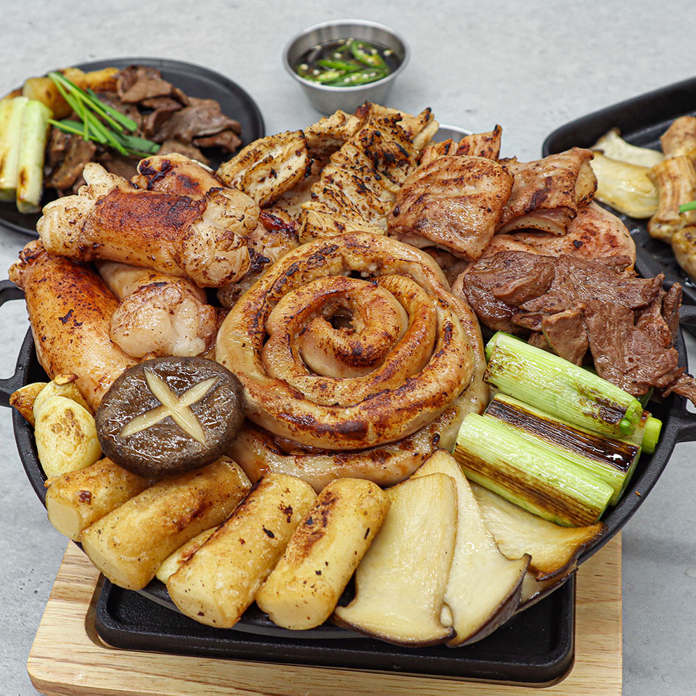 집에서먹자 곱이곱다 모듬한판 소 초벌 곱창구이 대창 막창 염통 술안주 560g 760g : 집에서 먹자