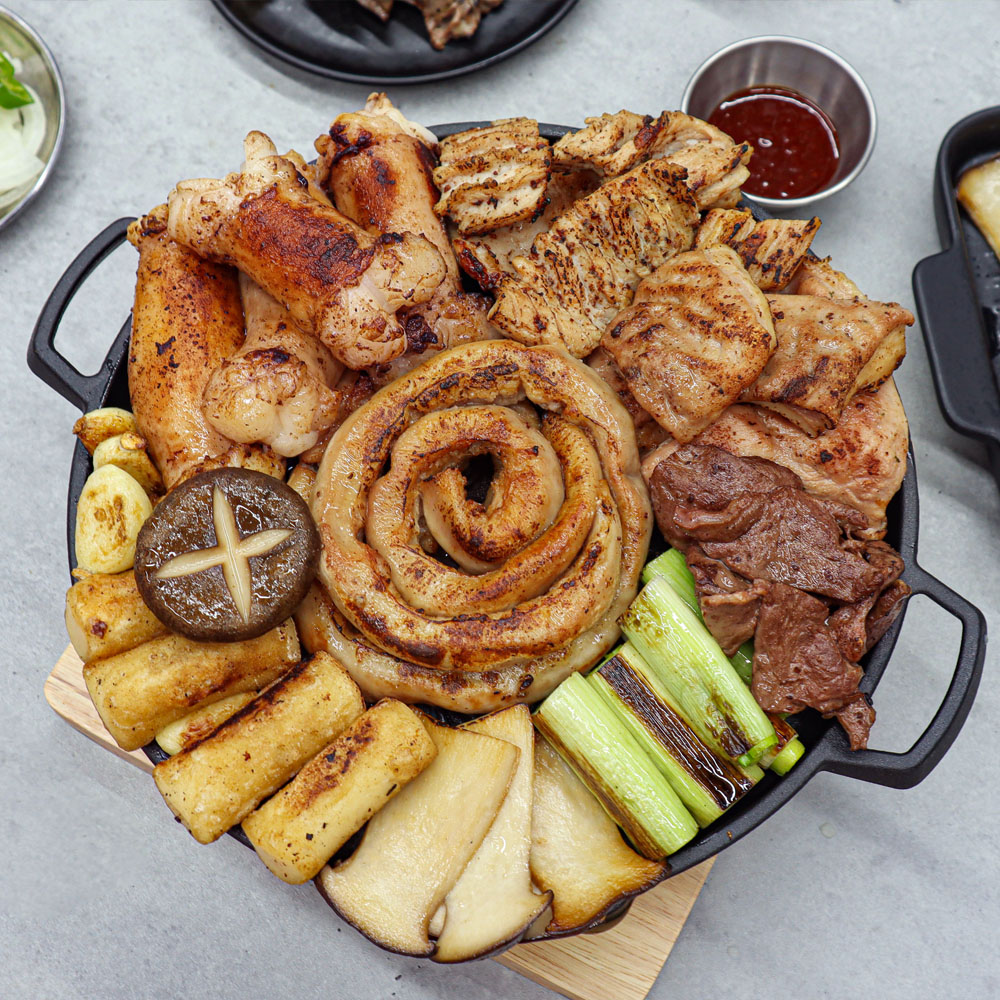 집에서먹자 곱이곱다 모듬한판 소 초벌 곱창구이 대창 막창 염통 술안주 560g 760g : 집에서 먹자