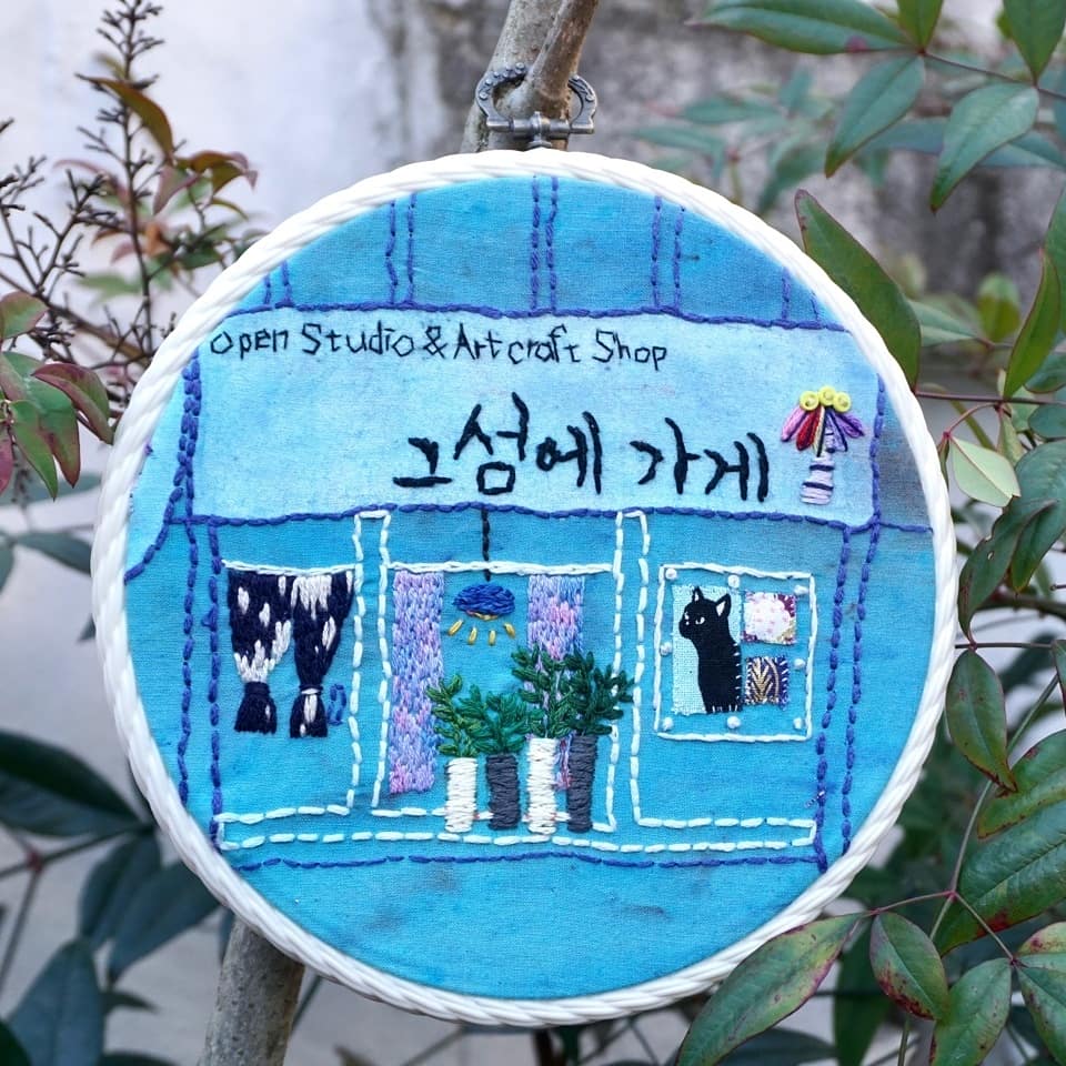 프랑스 자수 인물 액자(주문 제작)/그 섬에 가게 : 그섬에가게