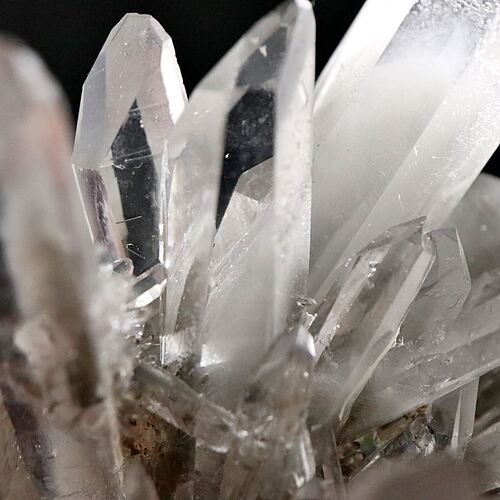망간 내포물 수정 / 팬텀 쿼츠 원석(Manganese Included Quartz) : 케미미네랄