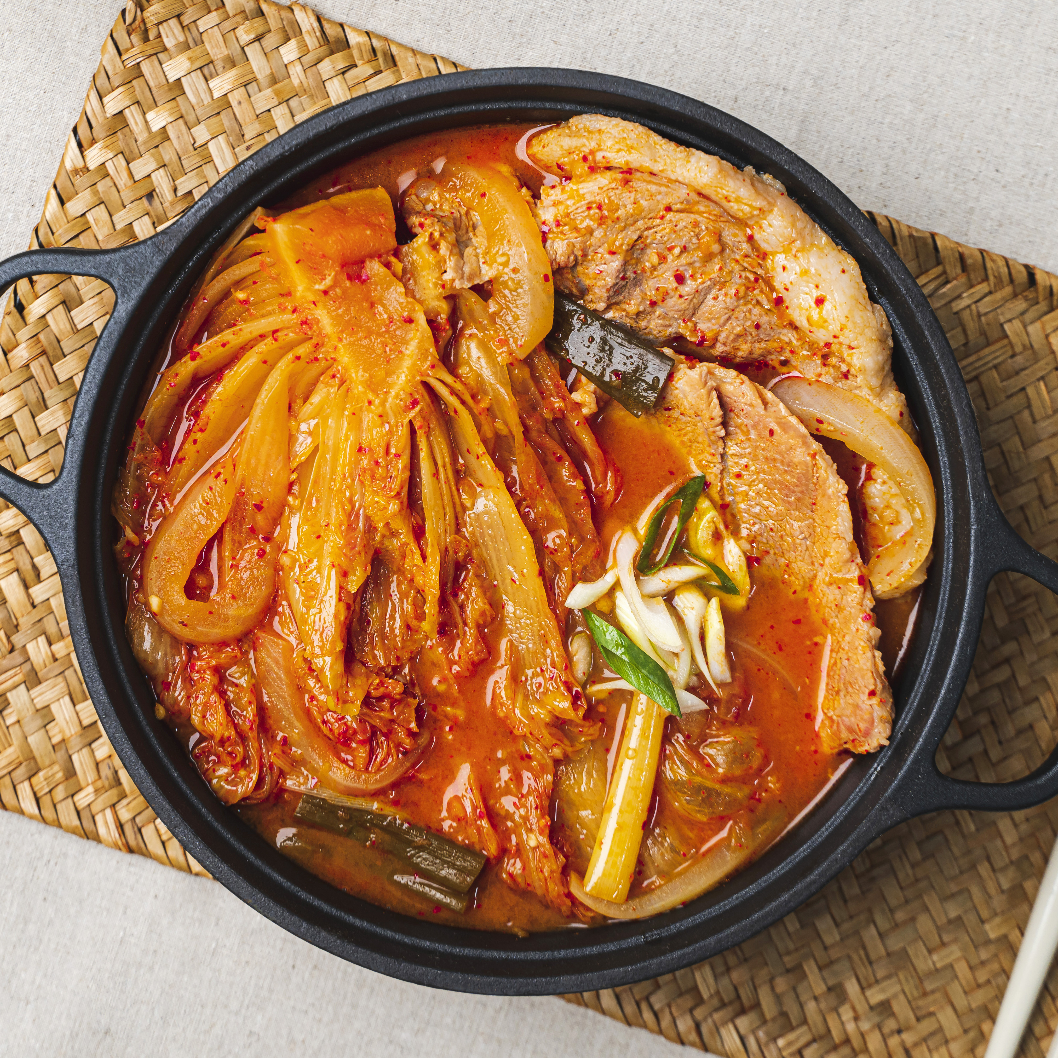 이채밀 발효묵은지 생고기 김치찜 밀키트 2-3인 : 이채밀