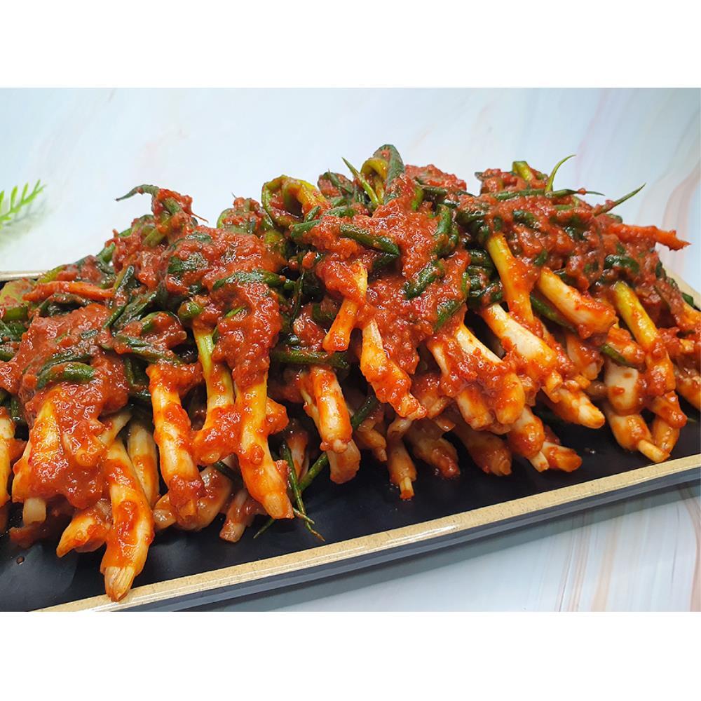 양념듬뿍 삼겹살 찰떡궁합 전라도 매콤 파김치 1kg 음식 쪽파 밥 : 유니스마일