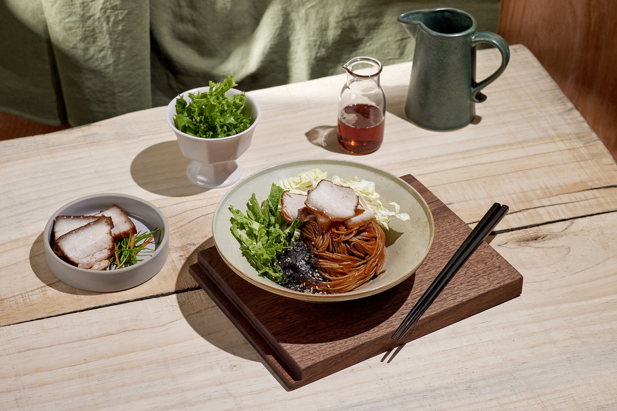 두레식품 차슈 삼겹 보쌈 250g / 매콤쌈장 (증정) / 두레는 안심 실온 보관 / 등산 캠핑 낚시 : 두레 식품
