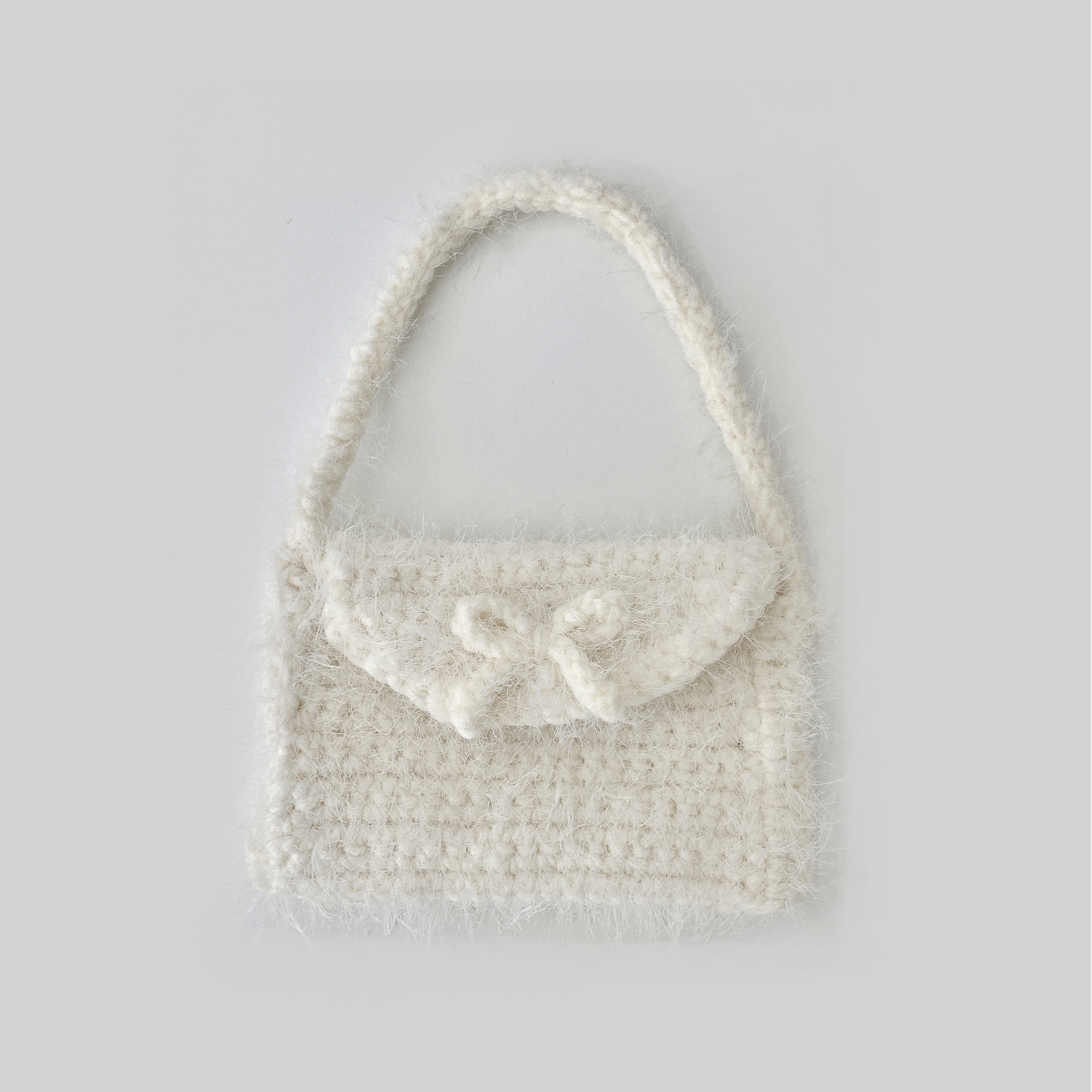fluffy ribbon bag_ivory : 희유스튜디오