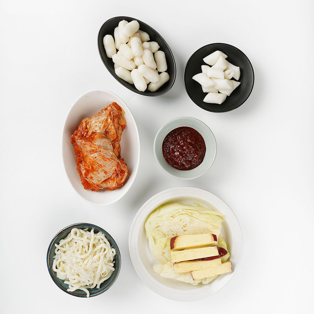 춘천 광덕 장가네 닭갈비 순쌀떡 세트메뉴  밀키트 택배(2kg) : 춘천 광덕 장가네 닭갈비