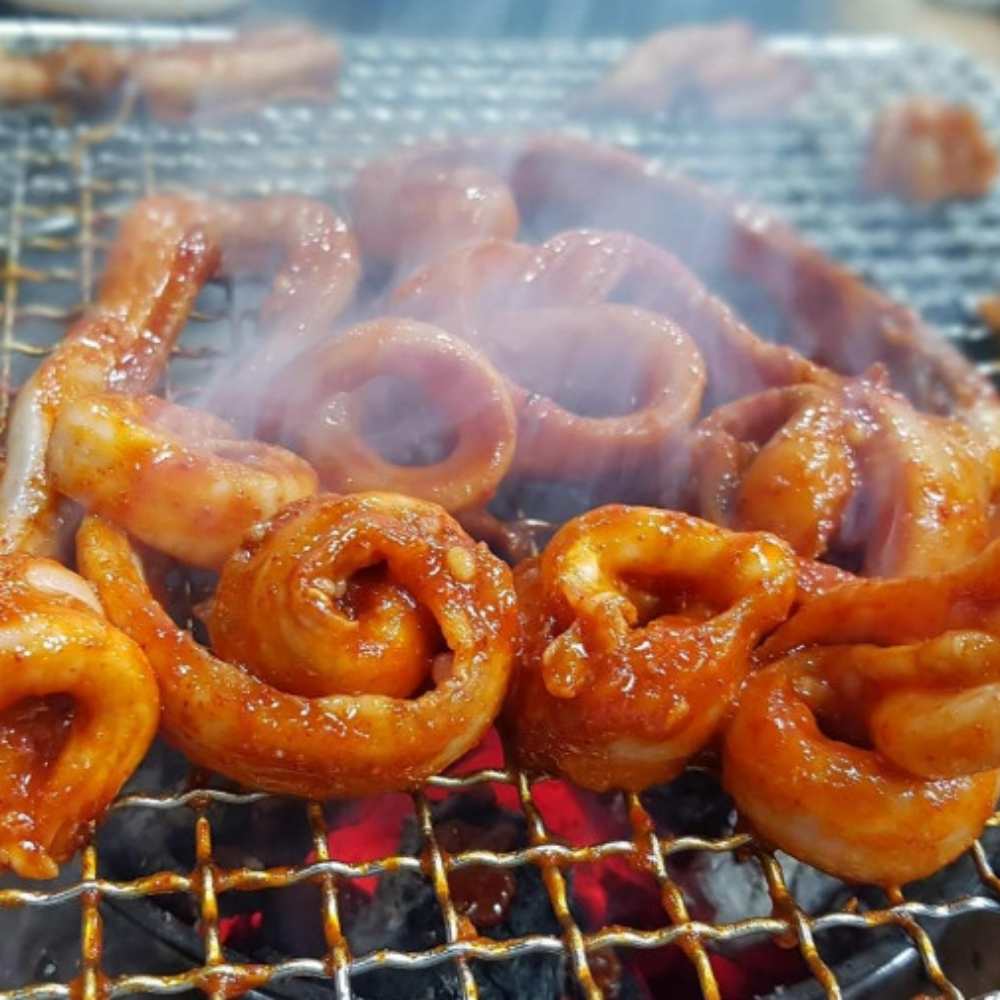 부산 자갈치 생물 손질 꼼장어 곰장어 볶음 구이 밀키트 소스 포함 1kg : 시엘리 마켓