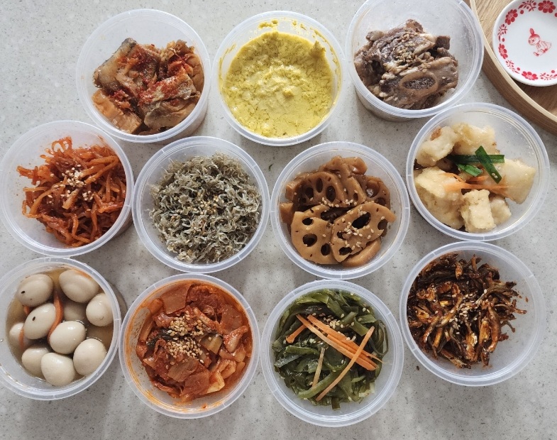 반찬배달 반찬택배 밑반찬 엄마손맛 일월의정원 한정식찬 직접만든음식 8종반찬세트 : 일월의 정원